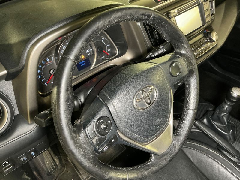 Toyota RAV 4 2.0 D-4D Active 2014 – снимка 28