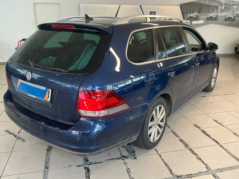 Volkswagen Golf VI 1.6 TDI Style 2011 – снимка 2