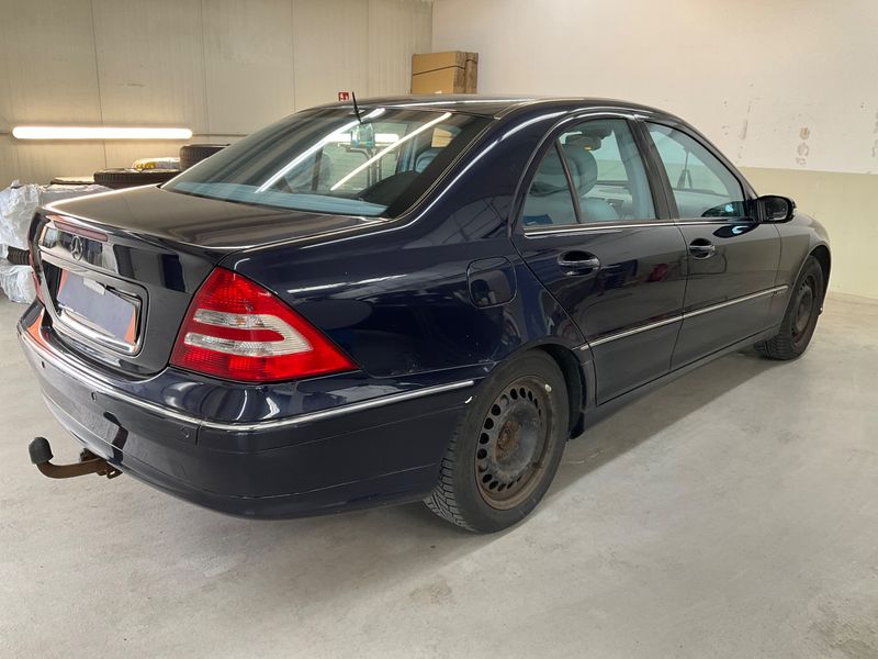 Mercedes-Benz C-Klasse C 180 Kompressor Avantgarde 2007 – снимка 2
