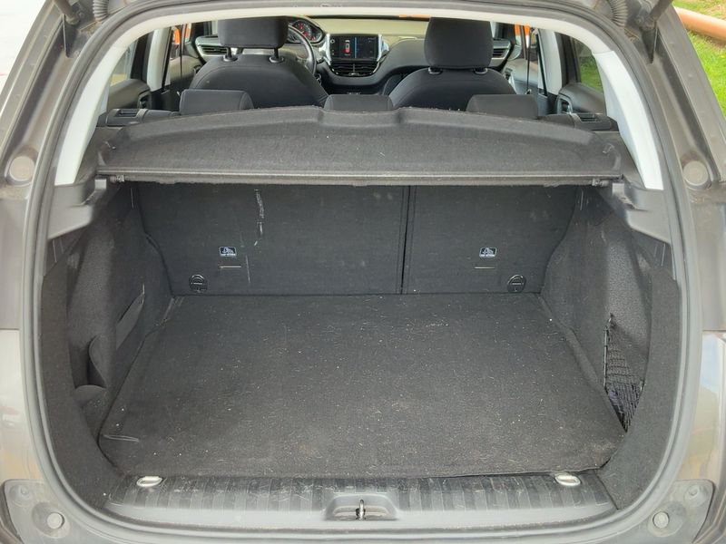Peugeot 2008 1.2 e-VTi Style 2017 – снимка 15
