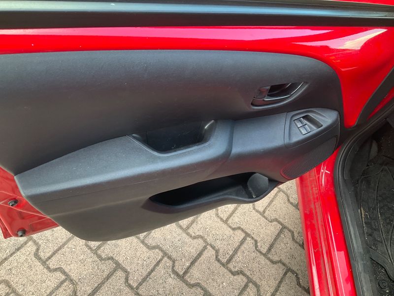 Citroen C1 1.0 VTi Feel 2018 – снимка 23