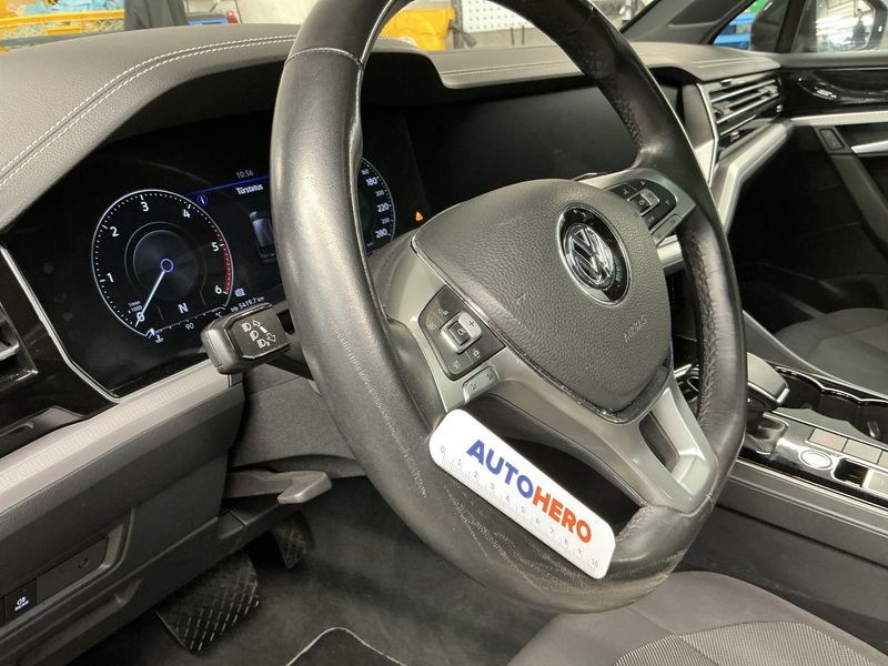 Volkswagen Touareg 3.0 V6 TDI 4Motion 2019 – снимка 22