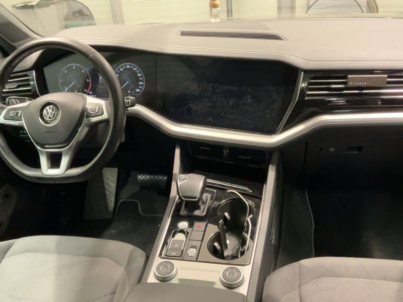Volkswagen Touareg 3.0 V6 TDI 4Motion 2019 – снимка 17