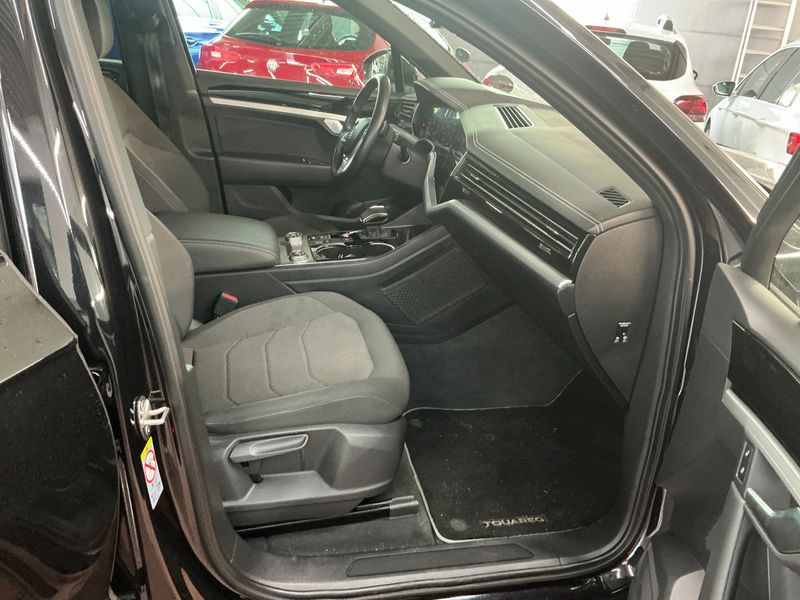 Volkswagen Touareg 3.0 V6 TDI 4Motion 2019 – снимка 16