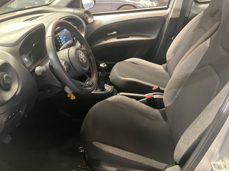 Toyota Aygo X 1.0 VVT-i Dynamic 2022 – снимка 23
