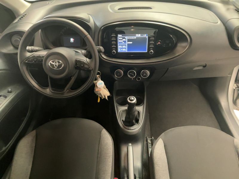 Toyota Aygo X 1.0 VVT-i Dynamic 2022 – снимка 17