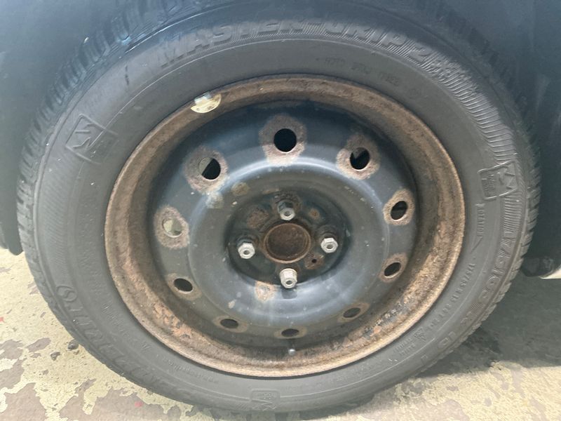 Suzuki Swift 1.2 Comfort 2014 – снимка 24