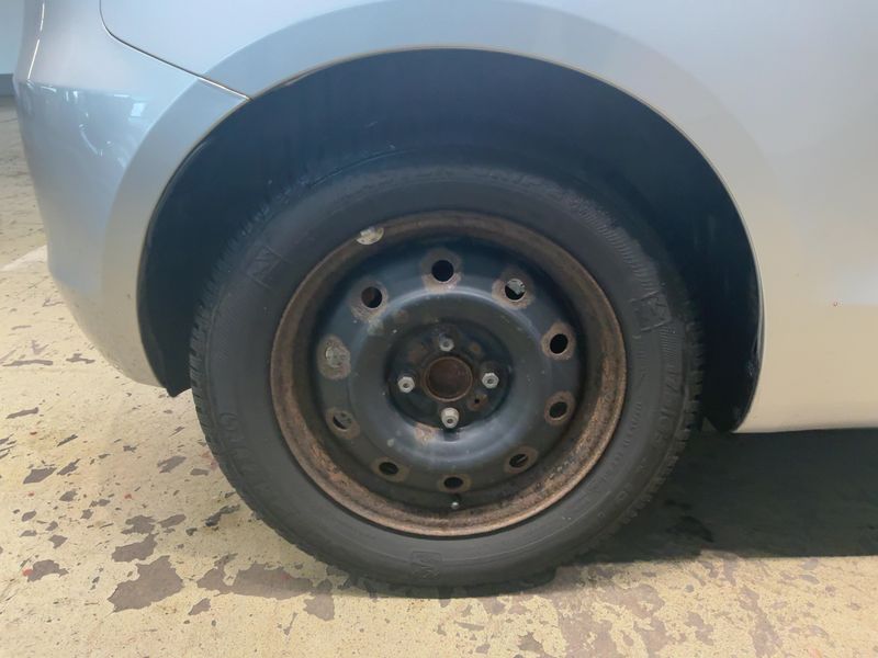Suzuki Swift 1.2 Comfort 2014 – снимка 9