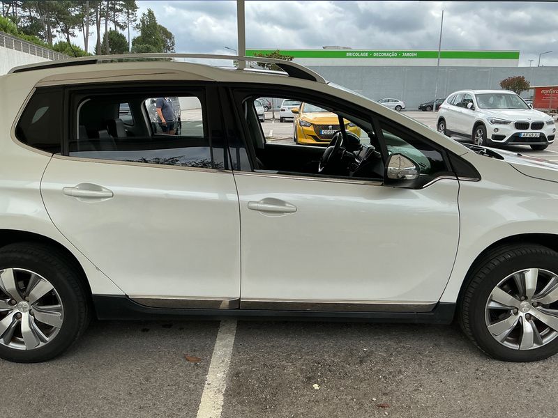 Peugeot 2008 1.6 e-HDi Allure 2015 – снимка 10