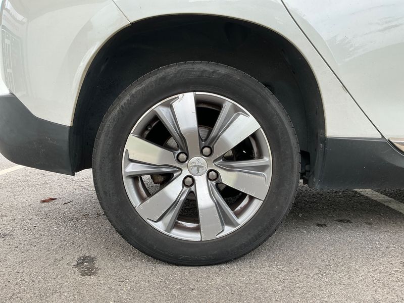 Peugeot 2008 1.6 e-HDi Allure 2015 – снимка 9