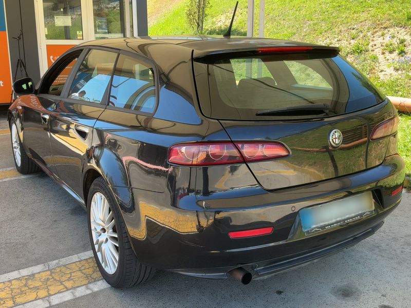 Alfa Romeo Alfa 159 2.0 JTDM Eco Turismo 2011 – снимка 6
