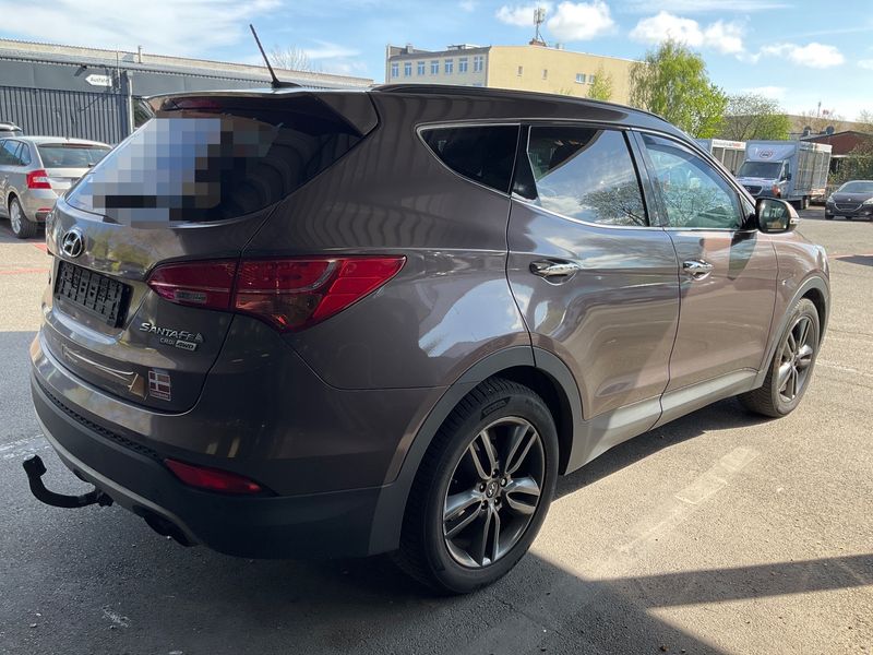 Hyundai Santa Fe 2.2 CRDi Style 4WD 2015 – снимка 8