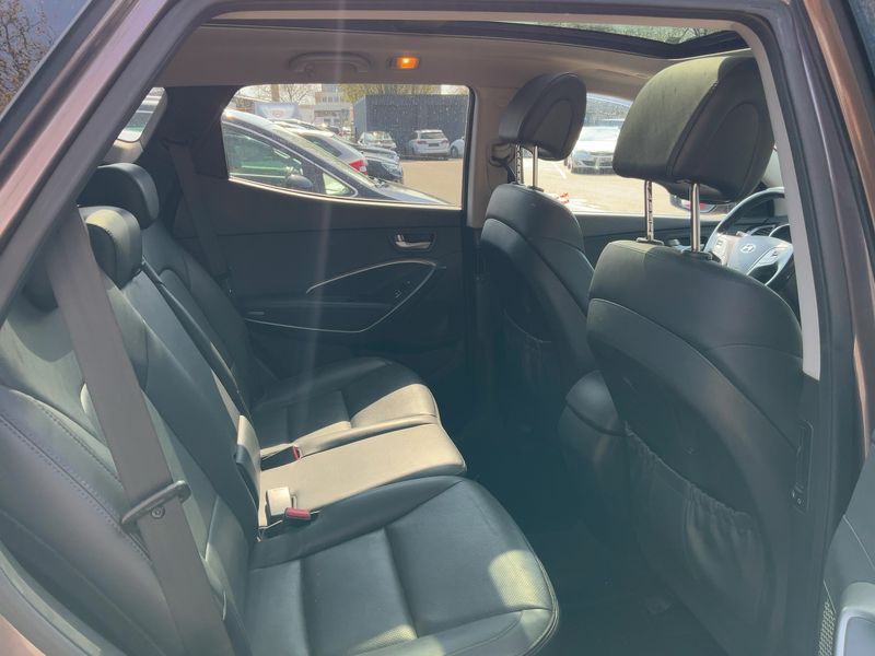 Hyundai Santa Fe 2.2 CRDi Style 4WD 2015 – снимка 19