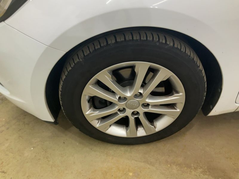 Kia cee'd 1.6 CRDi Dream Team 2014 – снимка 3