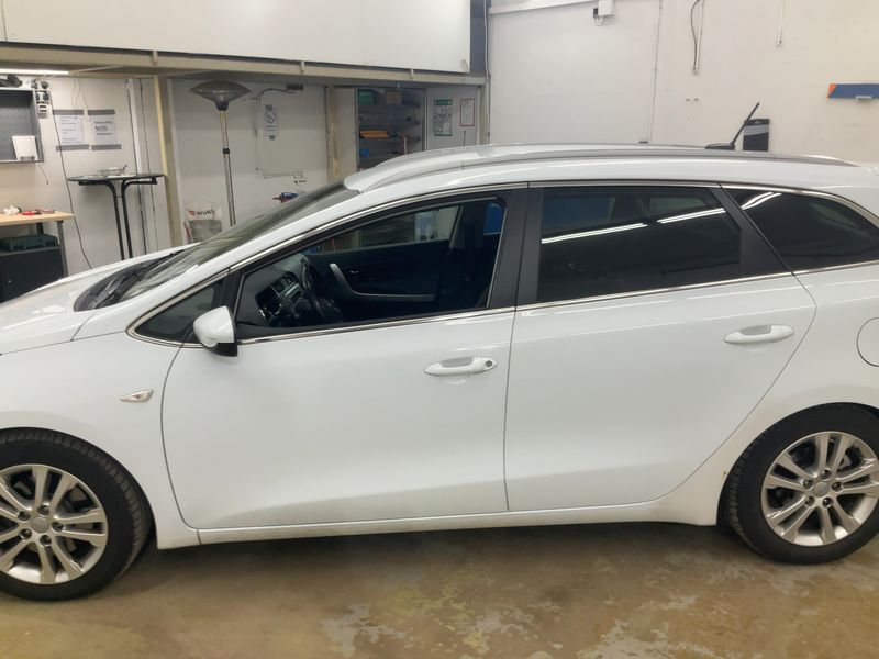 Kia cee'd 1.6 CRDi Dream Team 2014 – снимка 4