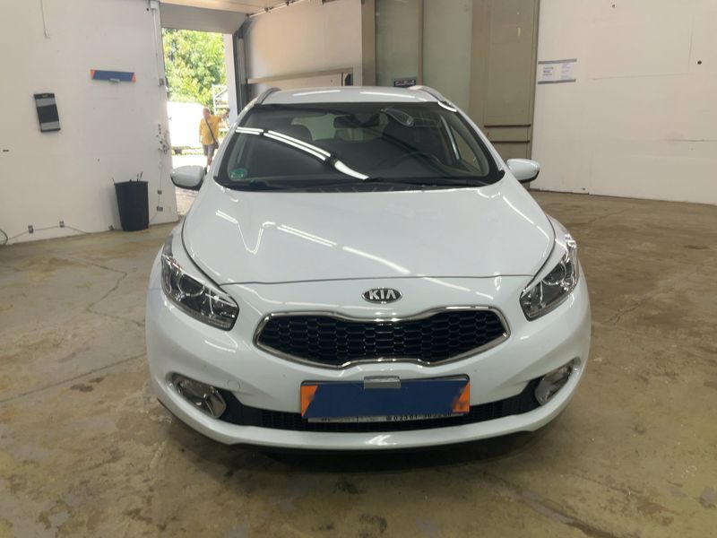 Kia cee'd 1.6 CRDi Dream Team 2014 – снимка 14