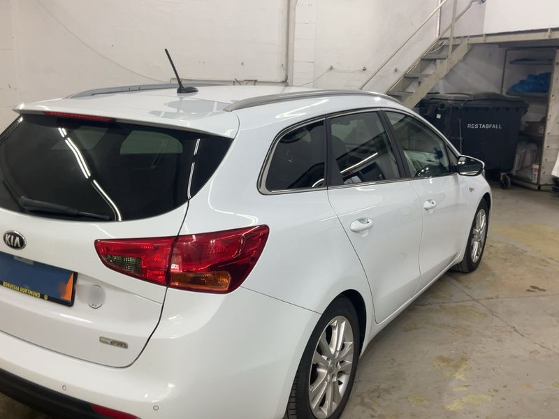 Kia cee'd 1.6 CRDi Dream Team 2014 – снимка 8