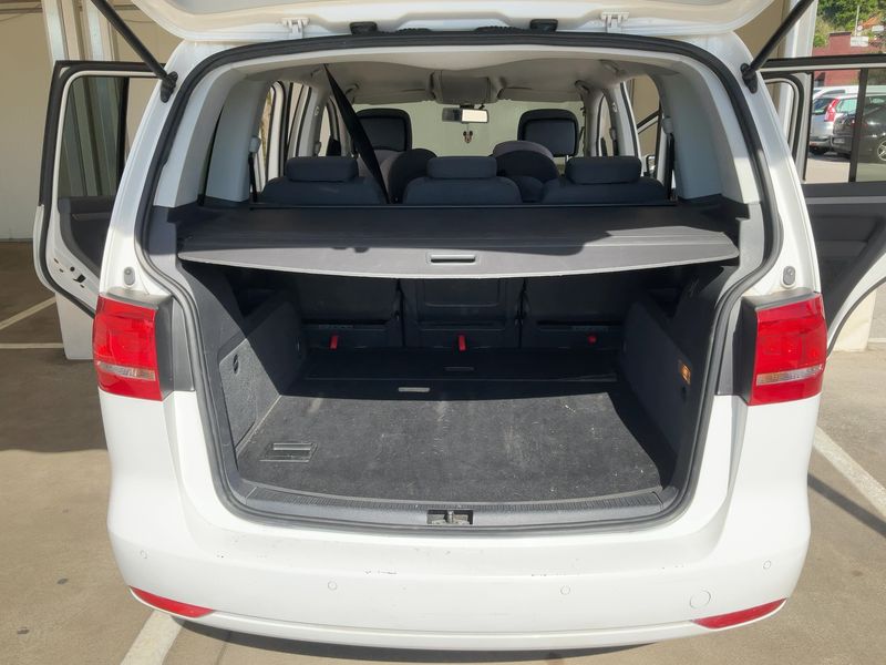 Volkswagen Touran 2.0 TDI Comfortline BlueMotion Tech 2012 – снимка 15