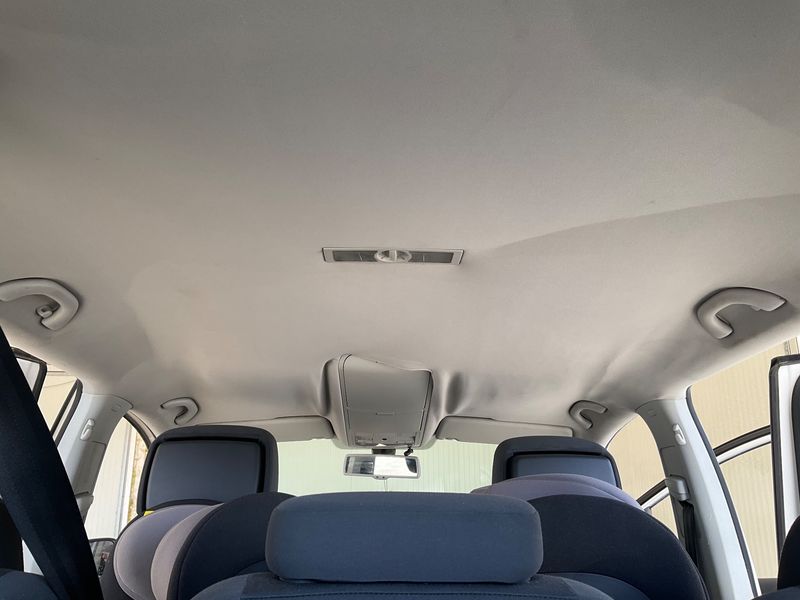 Volkswagen Touran 2.0 TDI Comfortline BlueMotion Tech 2012 – снимка 23