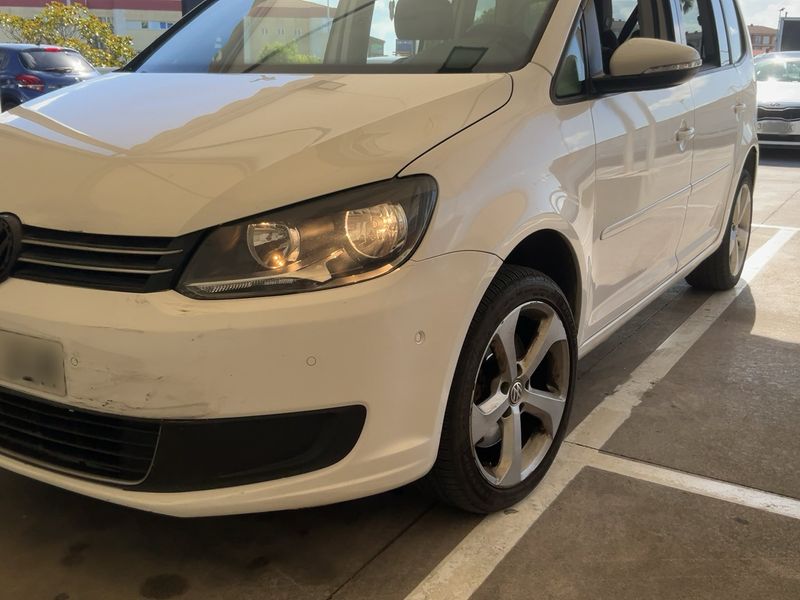 Volkswagen Touran 2.0 TDI Comfortline BlueMotion Tech 2012 – снимка 2
