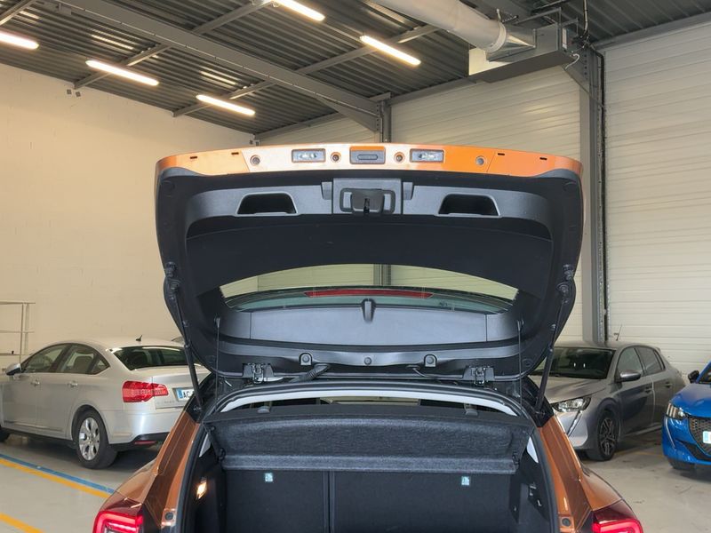 Renault Captur 1.3 TCe Intens 2022 – снимка 15