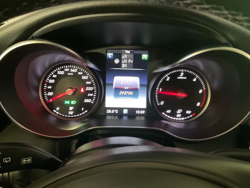 Mercedes-Benz C-Klasse C 200 d T BlueTEC Avantgarde 2015 – снимка 18
