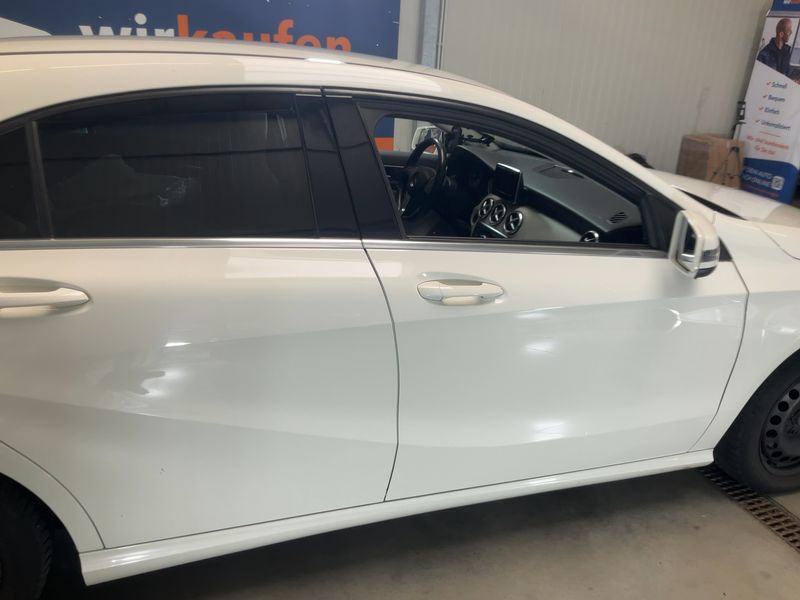 Mercedes-Benz A-Klasse A 200 BlueEfficiency Urban 2015 – снимка 10