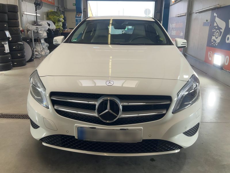 Mercedes-Benz A-Klasse A 200 BlueEfficiency Urban 2015 – снимка 14