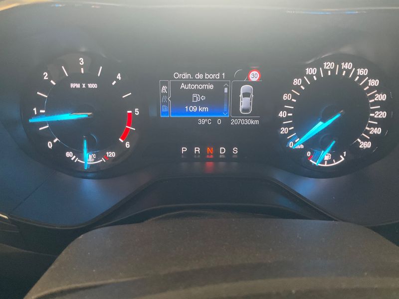 Ford Mondeo 2.0 TDCi ST-Line 2017 – снимка 18