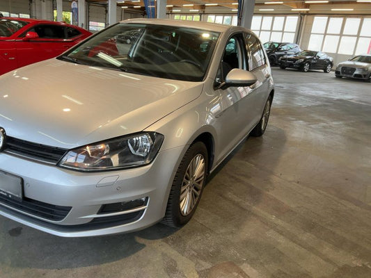 Volkswagen Golf VII 1.2 TSI Cup BlueMotion Tech 2014 – снимка 2