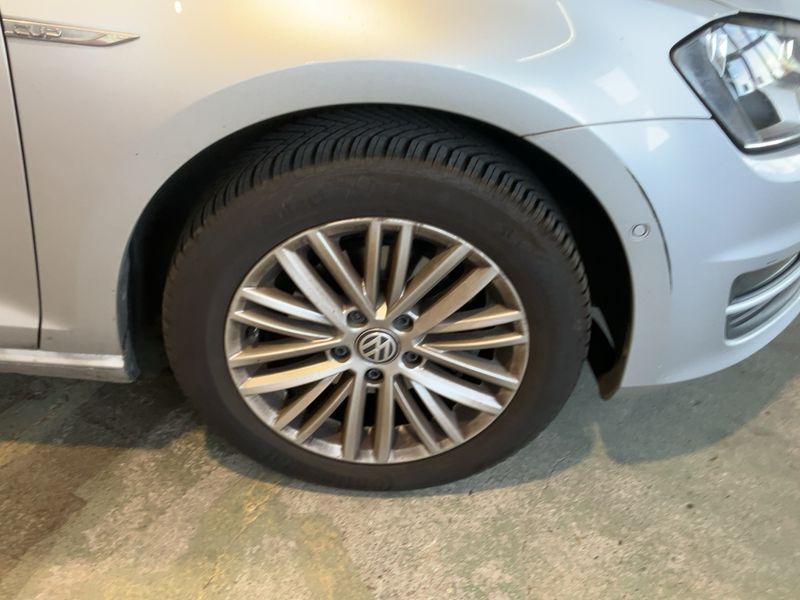 Volkswagen Golf VII 1.2 TSI Cup BlueMotion Tech 2014 – снимка 11