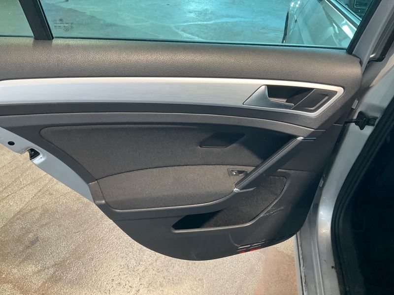Volkswagen Golf VII 1.2 TSI Cup BlueMotion Tech 2014 – снимка 36