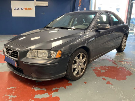 Volvo S60 2.4 D Kinetic 2009 – снимка 1