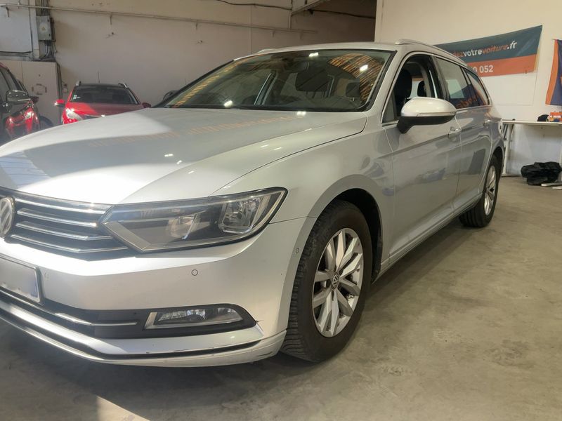 Volkswagen Passat 2.0 TDI Comfortline BlueMotion Tech 2015 – снимка 2