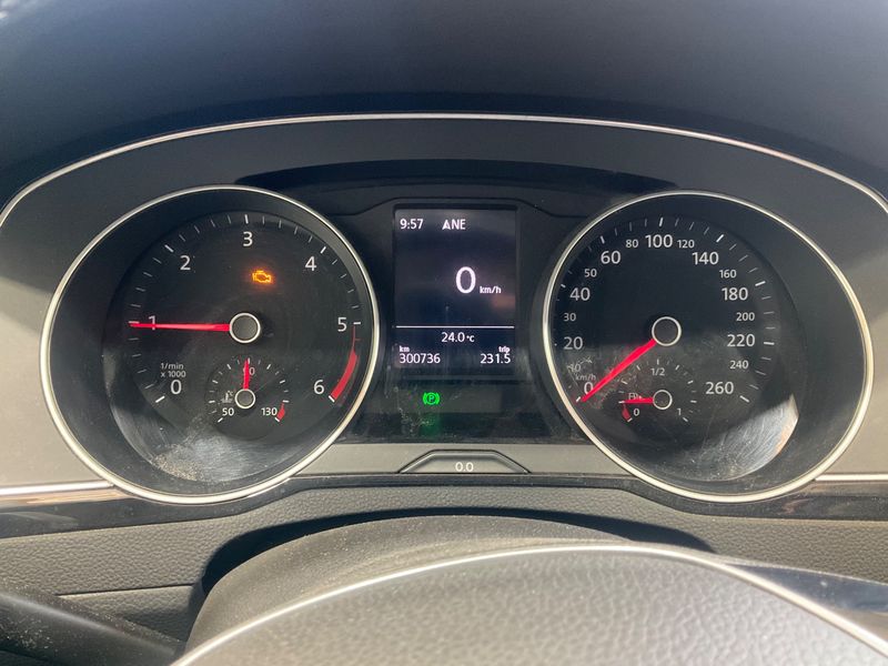 Volkswagen Passat 2.0 TDI Comfortline BlueMotion Tech 2015 – снимка 18