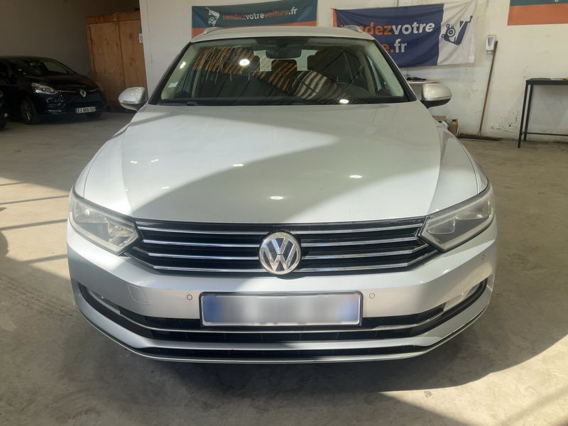Volkswagen Passat 2.0 TDI Comfortline BlueMotion Tech 2015 – снимка 14