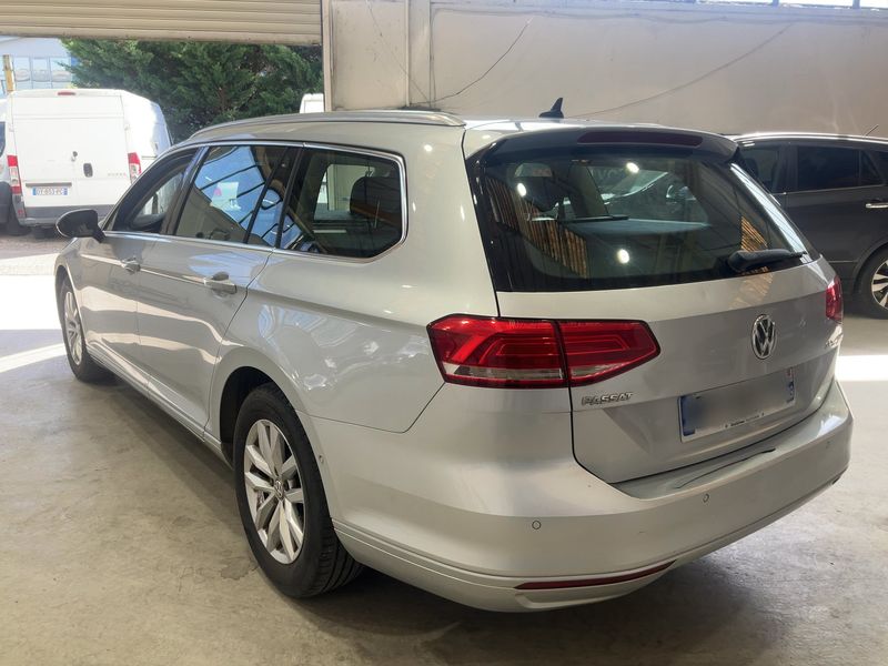 Volkswagen Passat 2.0 TDI Comfortline BlueMotion Tech 2015 – снимка 6