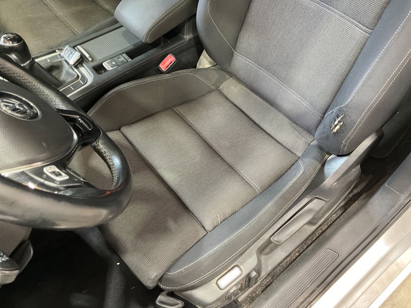 Volkswagen Passat 2.0 TDI Comfortline BlueMotion Tech 2015 – снимка 22