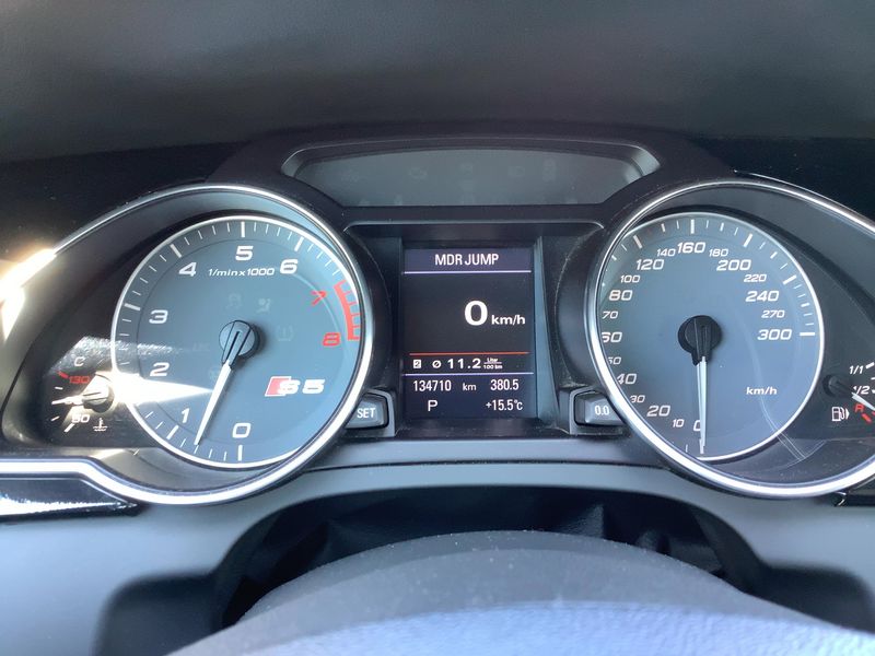 Audi S5 4.2 V8 FSI quattro 2011 – снимка 18