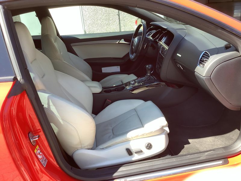 Audi S5 4.2 V8 FSI quattro 2011 – снимка 16