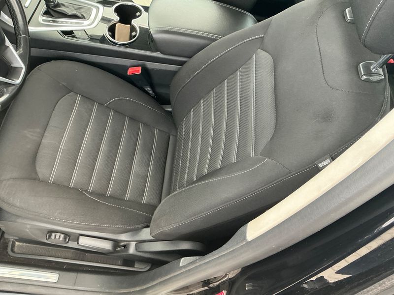 Ford Galaxy 2.0 TDCi Titanium 2017 – снимка 31