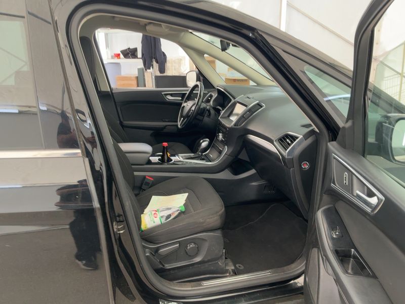 Ford Galaxy 2.0 TDCi Titanium 2017 – снимка 16