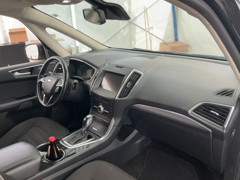 Ford Galaxy 2.0 TDCi Titanium 2017 – снимка 17