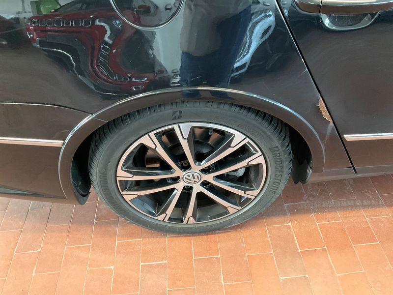 Volkswagen Passat 3.2 V6 FSI Highline 4Motion 2008 – снимка 25
