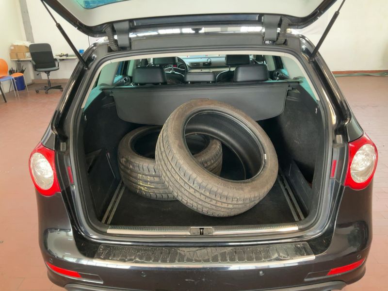Volkswagen Passat 3.2 V6 FSI Highline 4Motion 2008 – снимка 16