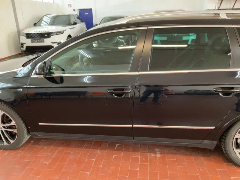Volkswagen Passat 3.2 V6 FSI Highline 4Motion 2008 – снимка 4