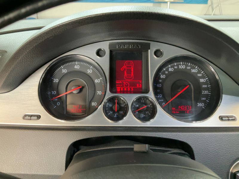 Volkswagen Passat 3.2 V6 FSI Highline 4Motion 2008 – снимка 19