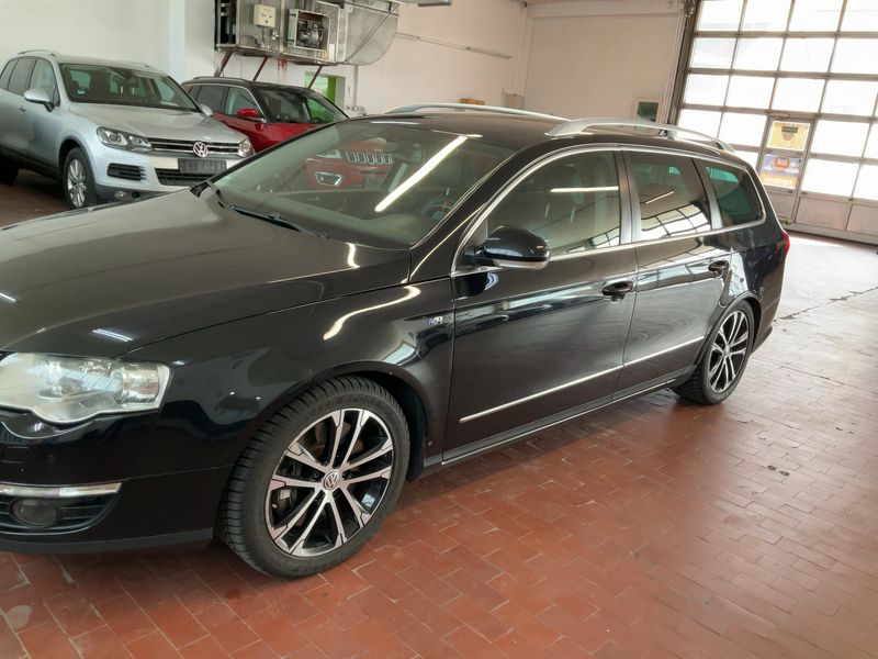 Volkswagen Passat 3.2 V6 FSI Highline 4Motion 2008 – снимка 2