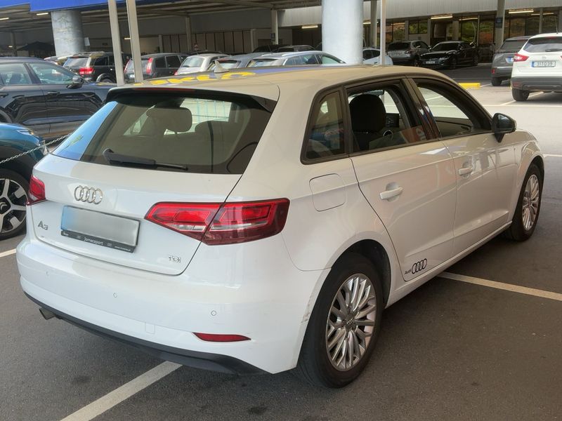 Audi A3 Sportback 1.6 TDI 2017 – снимка 8