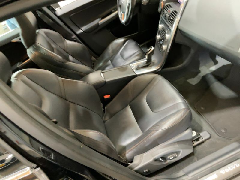 Volvo XC60 2.0 T5 Linje Inscription AWD 2017 – снимка 16